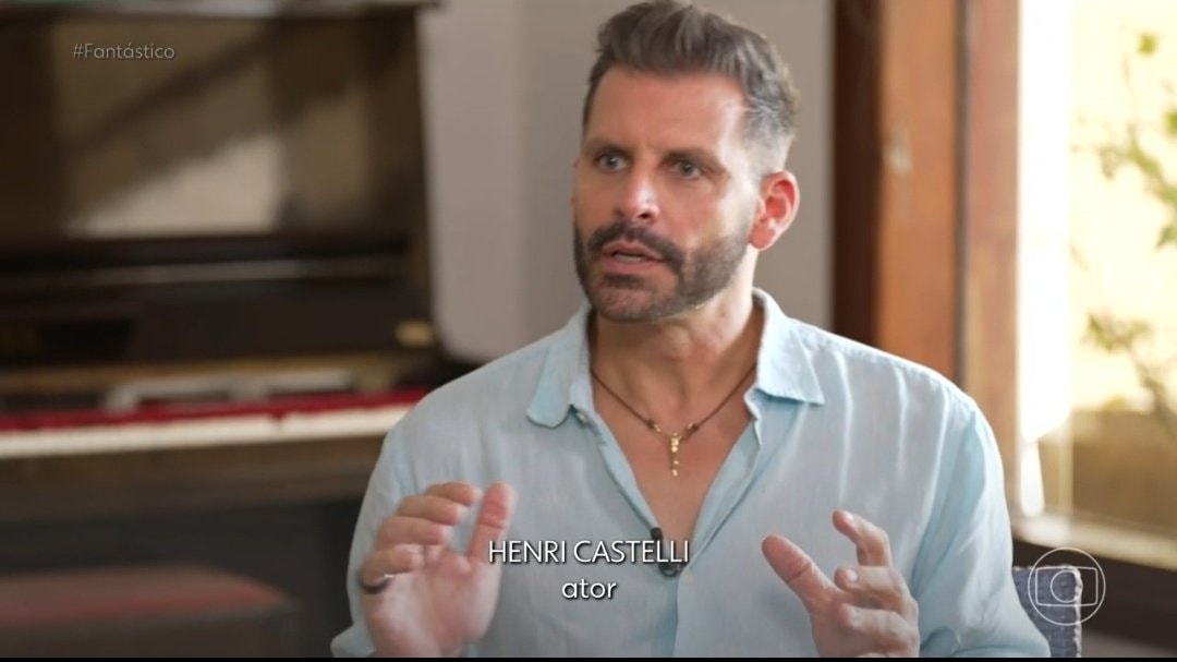 Ator Henri Castelli intuiu crise convulsiva há 5h