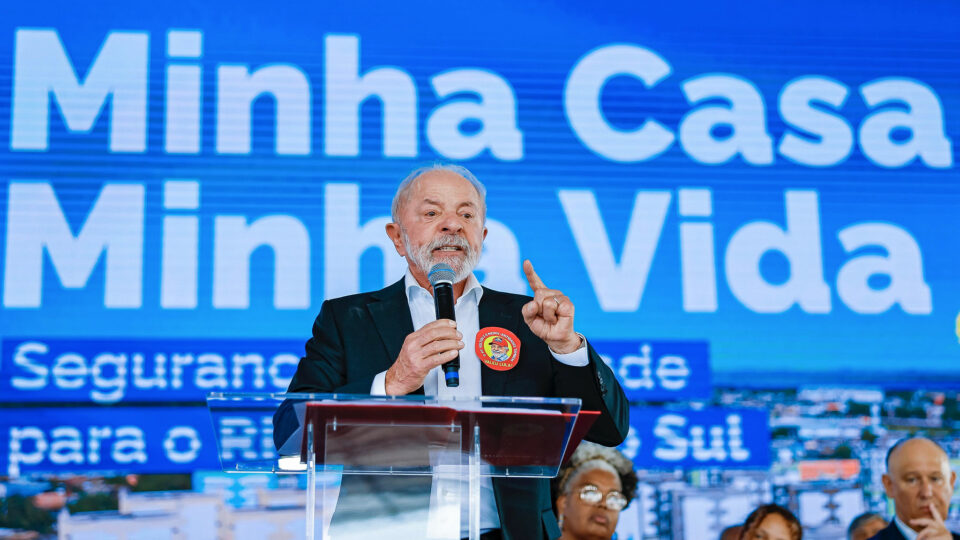 Lula amplia tom de campanha e ataca Bolsonaro sobre apostas Lula amplia tom de campanha e ataca Bolsonaro sobre apostas