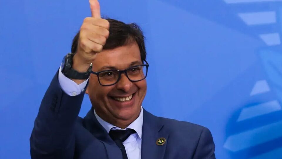 Machado, aliado de Bolsonaro, abandona legenda em Pernambuco